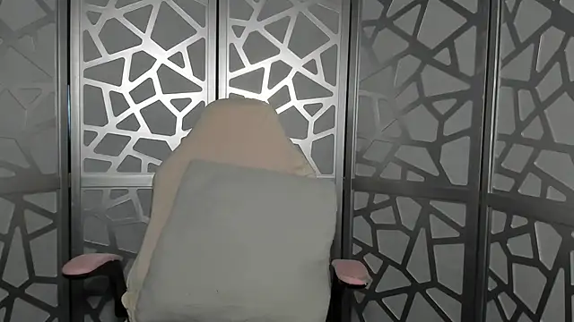 RubyNoir online show from 03-16-25, 06:31