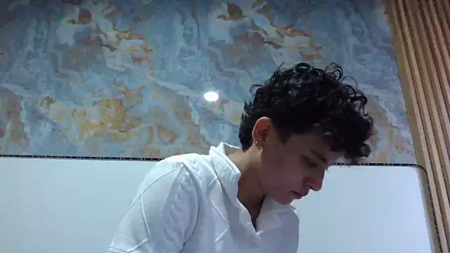 Snapshot of 01antoniafranco chatting on 10-06-25, 12:28 01antoniafranco online show from 10-06-25, 12:28