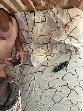 MrMrsRight online show from 04-12-26, 09:23