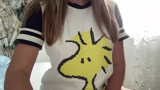 Snapshot of LisaFlower chatting on 09-26-25, 11:06 LisaFlower online show from 09-26-25, 11:06