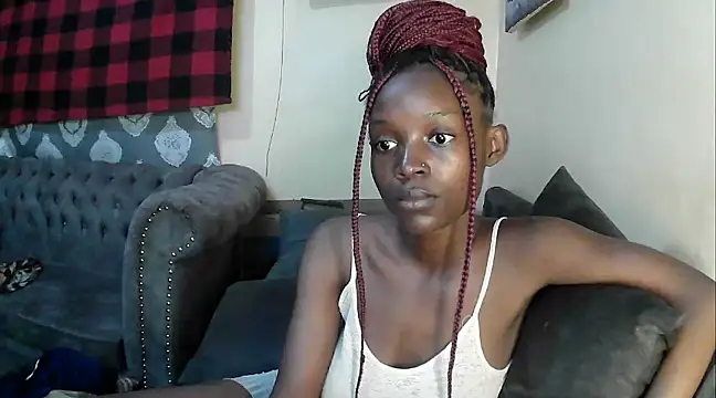 Snapshot of petite_clara24 chatting on 02-27-25, 12:14 petite clara24 online show from 02-27-25, 12:14