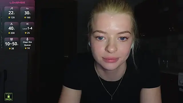 RinaBlondie online show from 12-17-25, 06:57