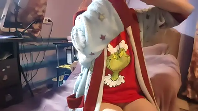  Kitti  online show from 02-06-26, 08:10