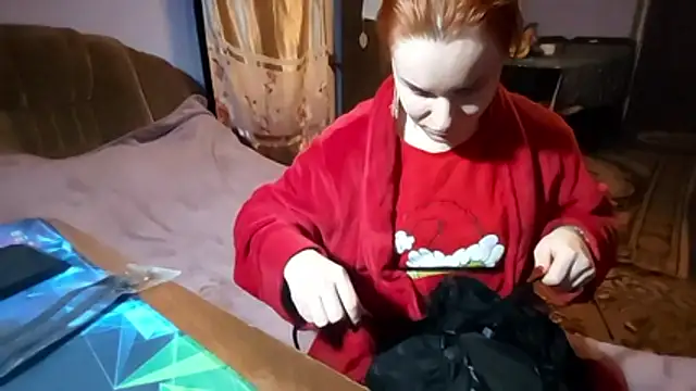  Kitti  online show from 02-12-26, 07:46