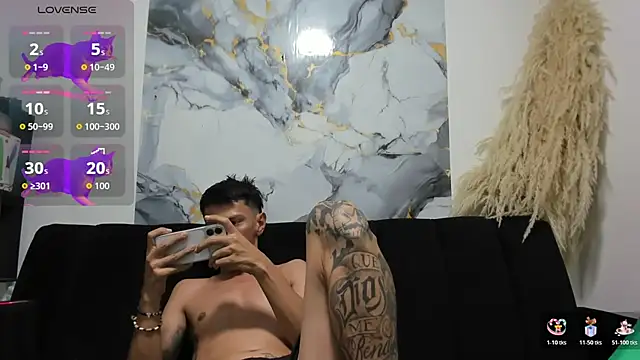 Snapshot of andy_dwels777 chatting on 03-04-26, 08:16 andy dwels777 online show from 03-04-26, 08:16