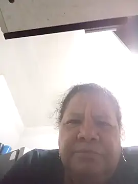 Snapshot of Shanttal0272 chatting on 02-27-25, 03:48 Shanttal0272 online show from 02-27-25, 03:48