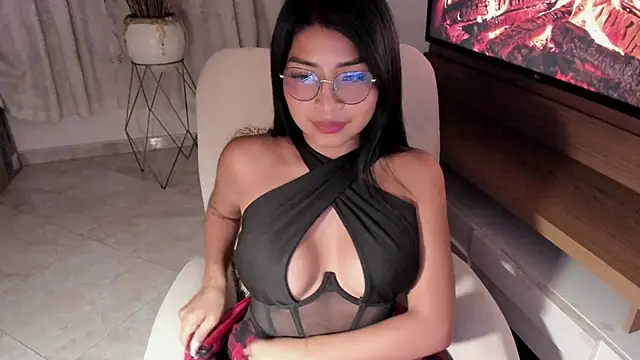 Pocahontascute 33 online show from 02-24-25, 05:43