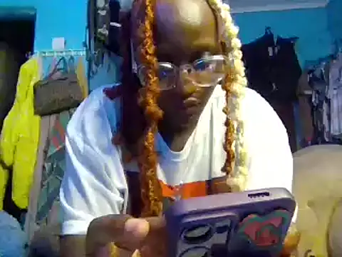 Cutie pumpkin  online show from 04-05-26, 07:31