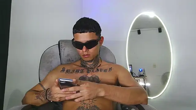 Skartoliver online show from 09-10-25, 02:54