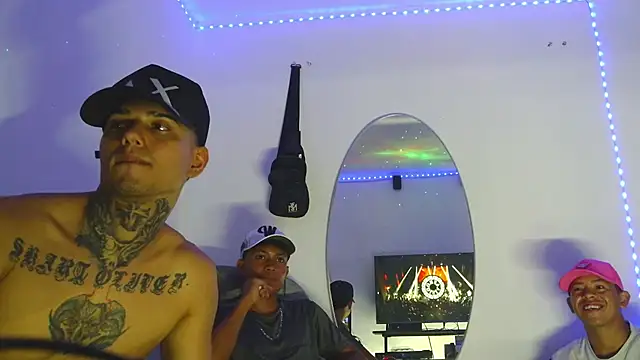 Skartoliver online show from 09-18-25, 05:32