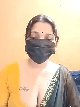 Snapshot of Beauty-khan chatting on 09-28-25, 08:16 Beauty-khan online show from 09-28-25, 08:16