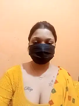 Snapshot of Beauty-khan chatting on 10-12-25, 10:22 Beauty-khan online show from 10-12-25, 10:22