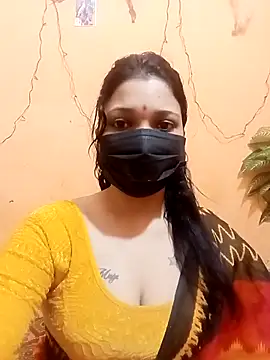 Snapshot of Beauty-khan chatting on 10-21-25, 02:49 Beauty-khan online show from 10-21-25, 02:49