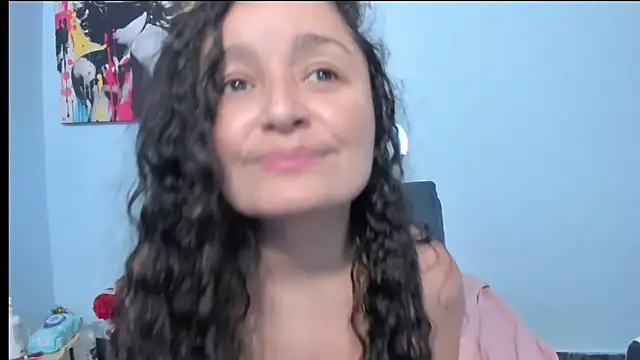  luna  sweet  online show from 04-18-26, 07:00