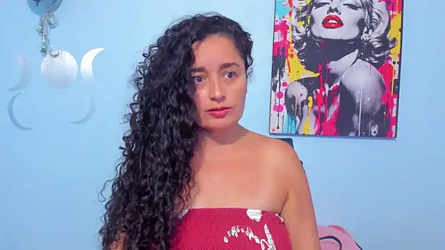  luna  sweet  online show from 10-08-25, 08:31