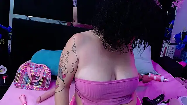 Cocoo Nuth online show from 03-11-25, 07:24