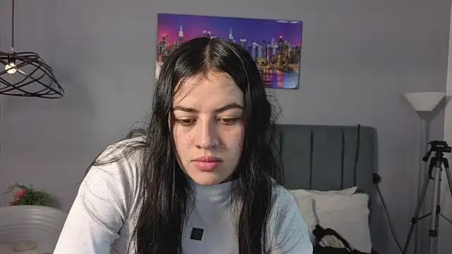 Snapshot of Alli_cooper chatting on 05-15-26, 12:14 Alli cooper online show from 05-15-26, 12:14
