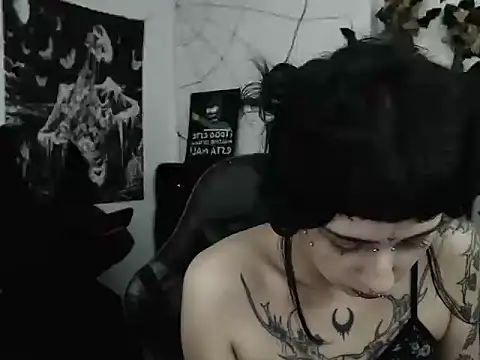 n0sferatus   online show from 06-20-26, 02:49