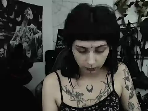 n0sferatus   online show from 06-11-26, 02:53