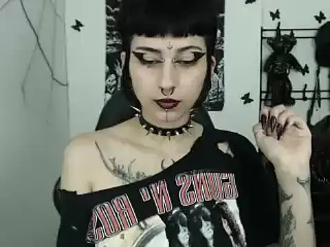 n0sferatus   online show from 09-11-25, 04:12