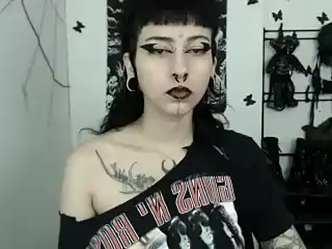 n0sferatus   online show from 09-13-25, 04:01