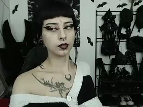 n0sferatus   online show from 04-24-26, 02:57