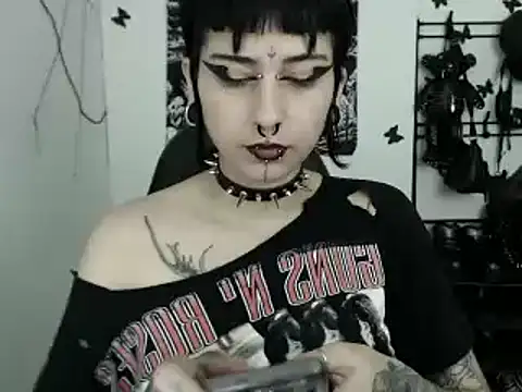 n0sferatus   online show from 11-13-25, 03:21