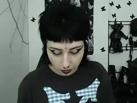 n0sferatus   online show from 09-18-25, 10:29