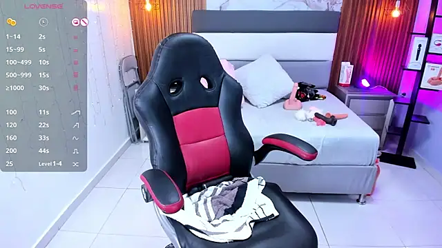 CATIAJONES online show from 10-04-25, 04:41