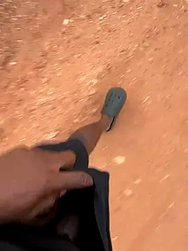 Snapshot of Black-mamba-madingo chatting on 09-10-25, 05:34 Black-mamba-madingo online show from 09-10-25, 05:34