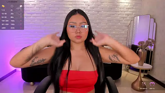 AmberLewis  online show from 10-11-25, 03:07