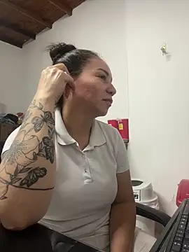 nurse desi sexlove online show from 02-08-26, 06:44