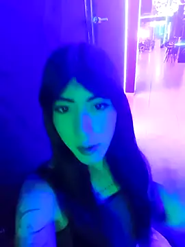 chaymae nah  online show from 04-15-26, 03:12