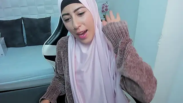 chaymae nah  online show from 03-07-25, 12:45