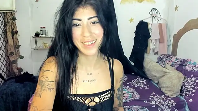 chaymae nah  online show from 09-15-25, 04:02