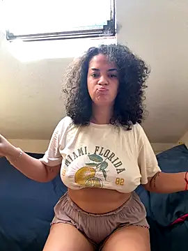 Snapshot of rafamarianoofc chatting on 09-14-25, 10:15 rafamarianoofc online show from 09-14-25, 10:15