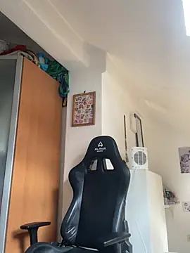 Snapshot of rafamarianoofc chatting on 03-15-25, 10:24 rafamarianoofc online show from 03-15-25, 10:24