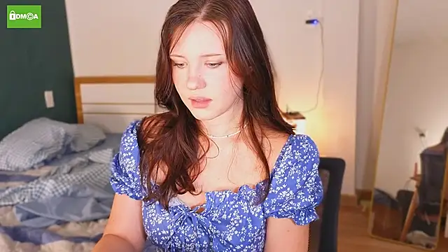 HanahCute online show from 10-05-25, 06:09