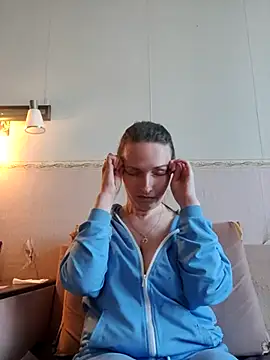 Evelina cute online show from 03-28-26, 02:29