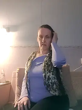 Evelina cute online show from 12-15-25, 01:28