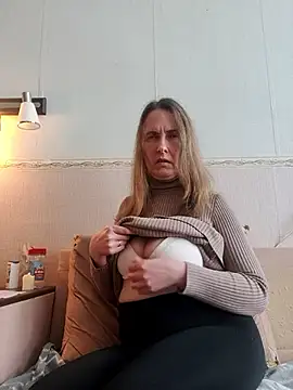 Evelina cute online show from 02-28-26, 10:37