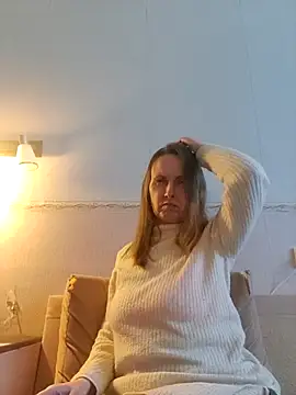 Evelina cute online show from 02-17-26, 02:25