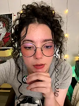 Antoniart  online show from 10-20-25, 02:02