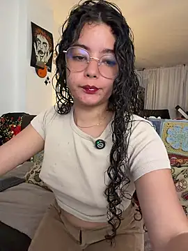 Snapshot of Antoniart_ chatting on 05-07-26, 03:22 Antoniart online show from 05-07-26, 03:22