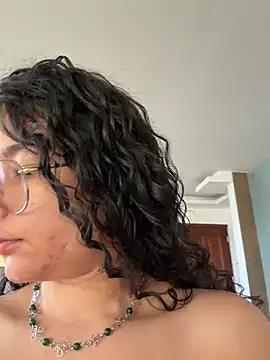 Snapshot of Antoniart_ chatting on 05-25-26, 03:55 Antoniart online show from 05-25-26, 03:55