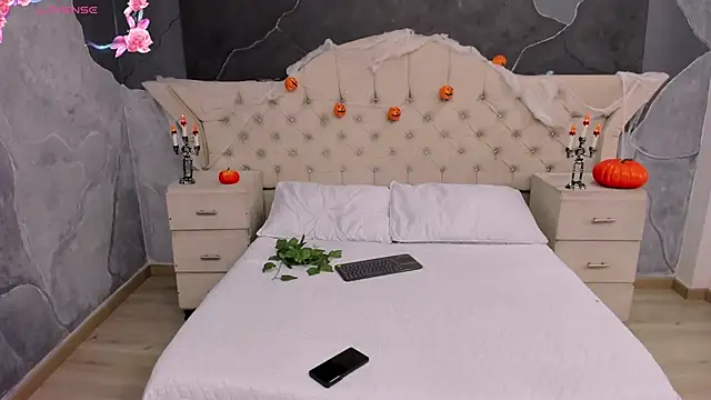 AmberGreyy  online show from 10-24-25, 05:34