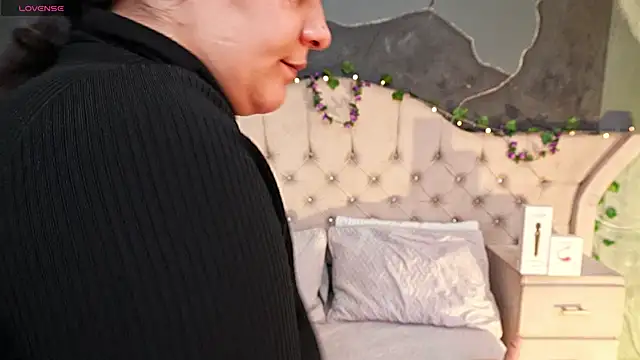 AmberGreyy  online show from 03-03-26, 04:58