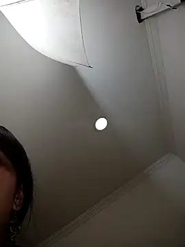 AmberGreyy  online show from 04-10-26, 06:37