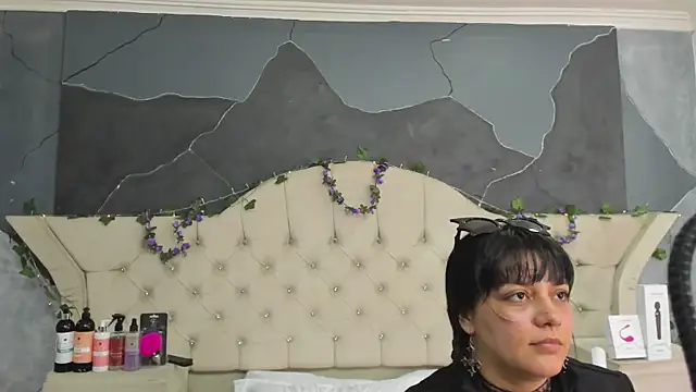 AmberGreyy  online show from 02-05-26, 04:58