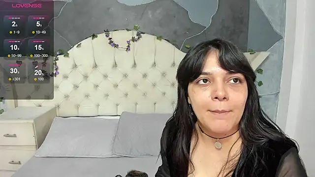 AmberGreyy  online show from 04-13-26, 05:06